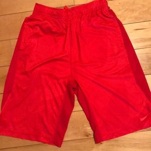 Nike Boys Dri-fit shorts size XL